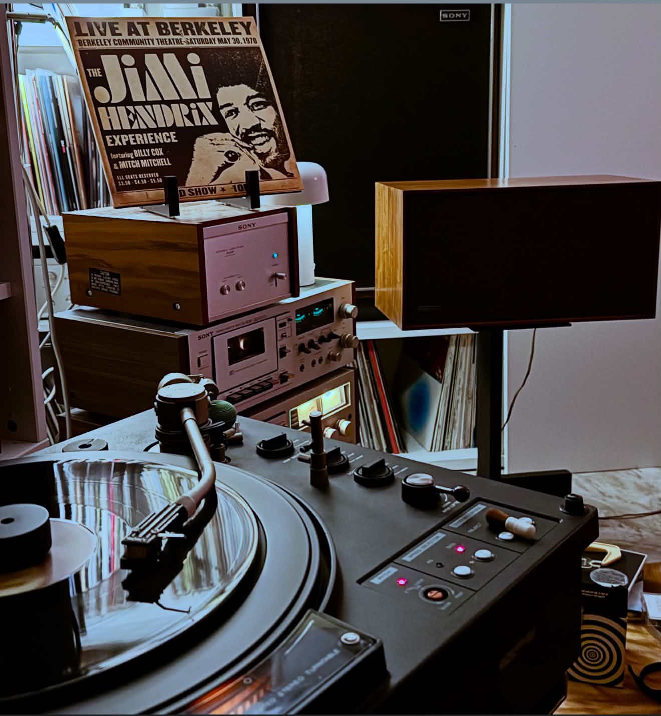 Live at Berkeley, The Jimi Hendrix Experience, above the Sony stack